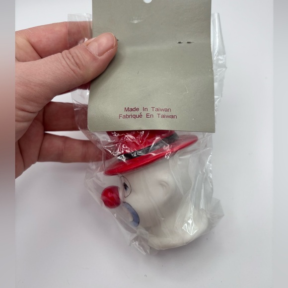 Vintage Porcelain Clown Doll Head Multi Fashions Craft Supply NOS - Picture 3 of 5